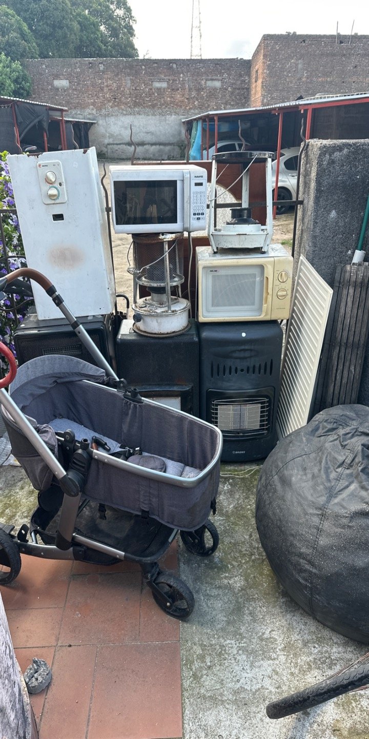 Lote de Varios Electrodomésticos y Artículos para el Hogar