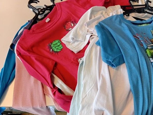 Ropa de mujer en diferentes tallas y estilos - imagen 2