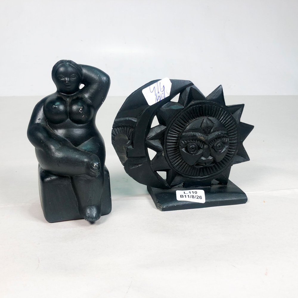 Figuras de Cerámica: Mujer Desnuda y Sol con Luna