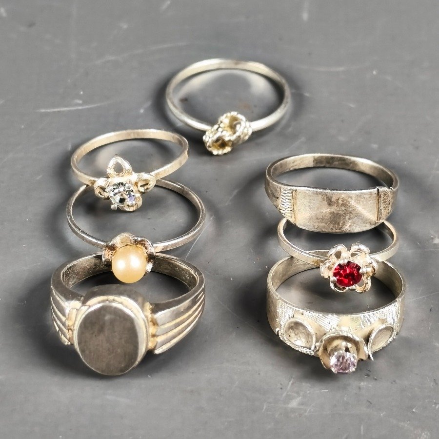 Item 16372 - Image 2