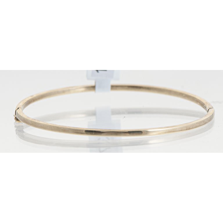 Lote siguiente: Anillo de Oro 18k con Brazalete de Oro