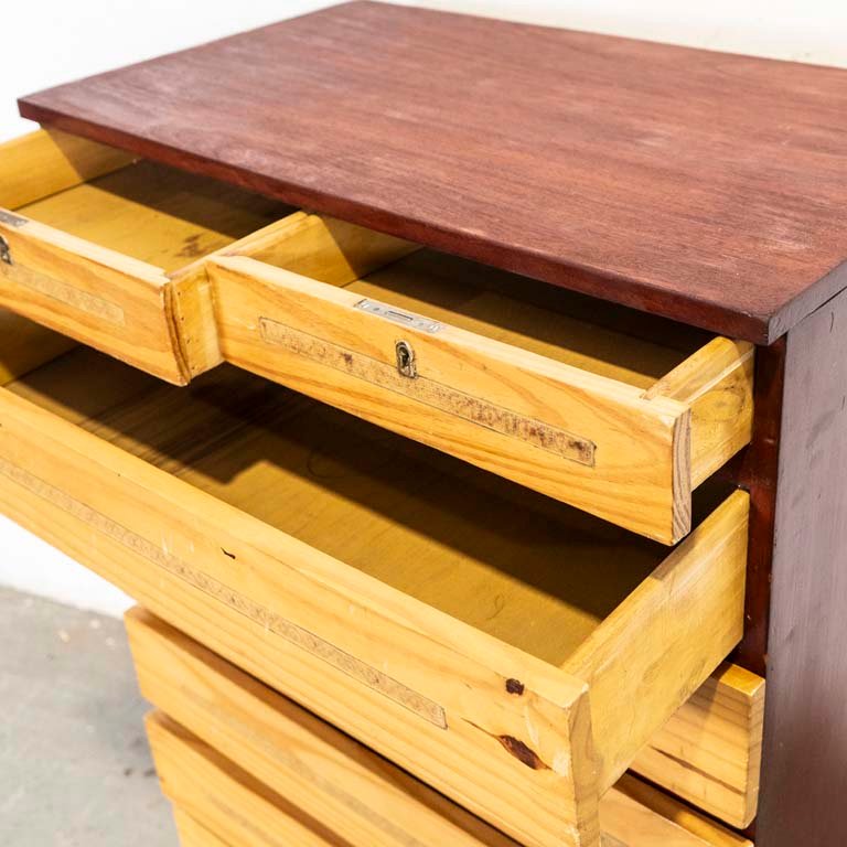 Item 2104119 - Image 1