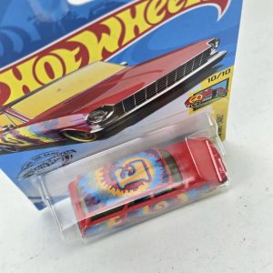 Hot Wheels "Art Cars" Chevy Nova '64 Wagon Coleccionable - imagen 3