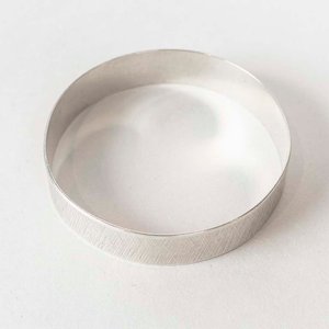 Pulsera de Plata con Diseño Rayado - imagen 2