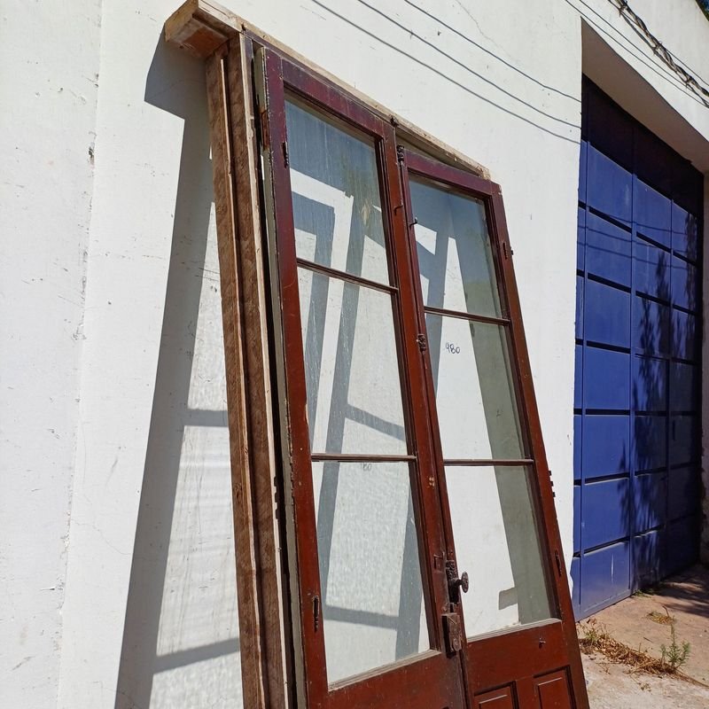 Puerta de cedro con vidrio y marco, excelente condición - imagen 7