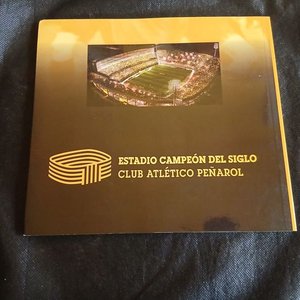 Libro "...Y el milagro se hizo!!! Estadio Campeón del Siglo" - Club Atlético Peñarol - imagen 6