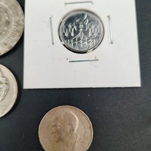 Lote de 9 Monedas de Brasil de Diferentes Épocas y Materiales - imagen 4