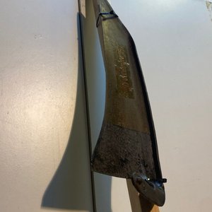 Guadaña Antigua con Cabo de Madera y Manijas - imagen 3