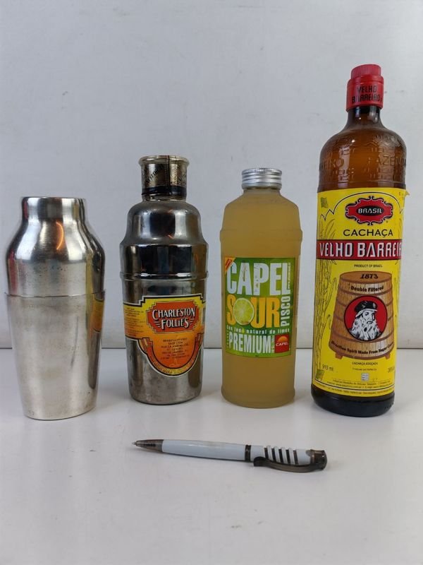 Bebidas Y Vaso Mezclador - Ensamblaje de botellas y vasos - imagen 4