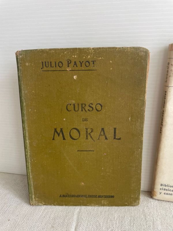 Lote de 3 Libros de Moral y Fuerzas Morales