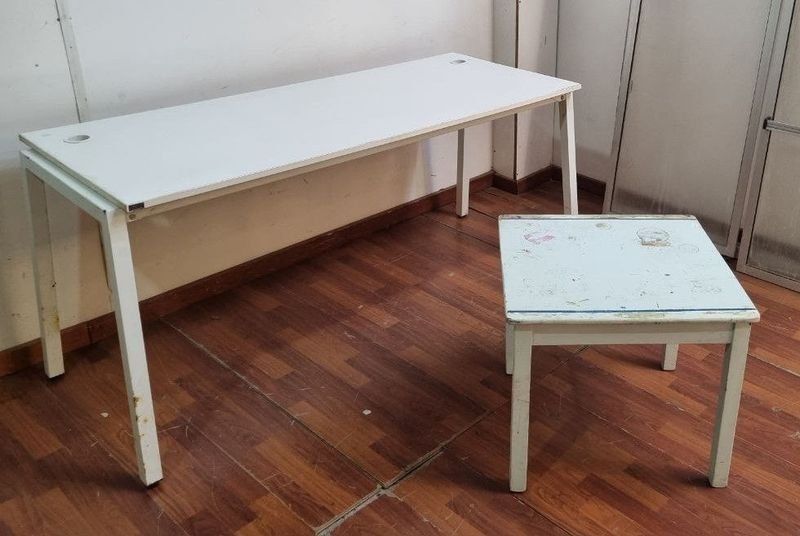 Mesa y Silla de Madera Blanca - imagen 2