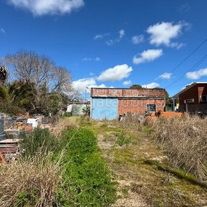 Casa a refaccionar en amplio terreno - imagen 18