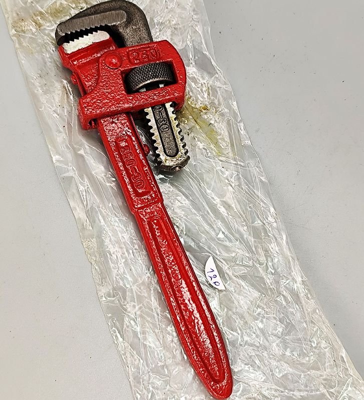 Llave de Caño Stilson Roja 10 Pulgadas