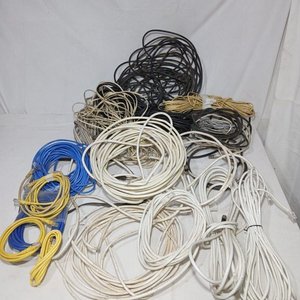 Lote siguiente: Lote de Cables de Red y Antena para Teléfono y Wifi