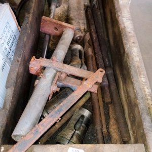 Cajón de Madera con Mechas, Boquillas y Mandril para Taladro - imagen 2
