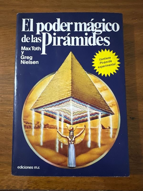 Libro: El Poder Mágico de las Pirámides