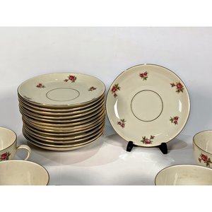 Juego de 8 Tazas de Té de Porcelana Bavaria Beige con Decoración Floral y 14 Platillos - imagen 4