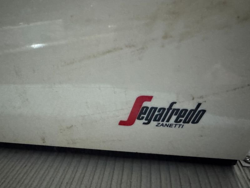 Cafetera Semi Profesional Segafredo Zanetti Blanca