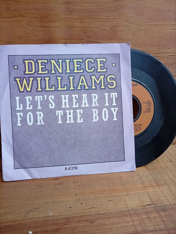 Disco Simple Deniece Williams "Let's Hear It For The Boy" (1984)