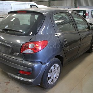 Peugeot 207 Compact Gris Oscuro con Daños Frontales - imagen 2