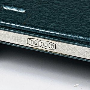 Lote de Accesorios Fotográficos Antiguos: Cámara Metopta, Lente Wollenak y Flash Kobold - imagen 4