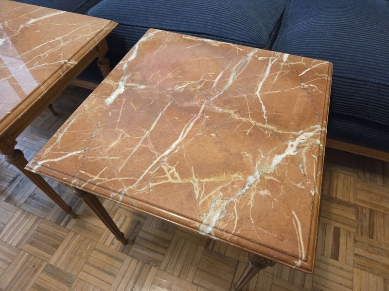 Mesa lateral Luis XVI con tapa de mármol en excelente estado - imagen 5