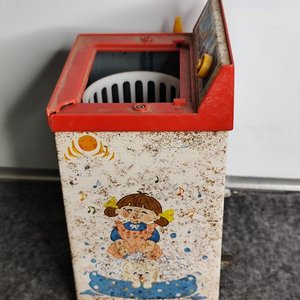 Juguete Antiguo Lavarropas a Cuerda de Hojalata "Washing Machine" - imagen 6
