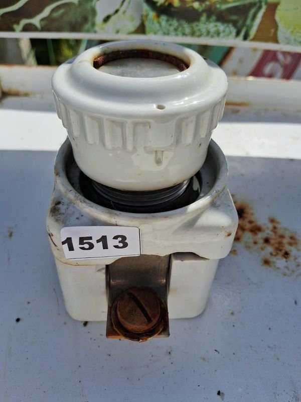 Item 896317 - Image 1