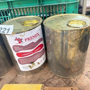 Lote de 4 Latas de Cemento Vacías (Prenex, Amazonas) y 2 Lijas - imagen 3