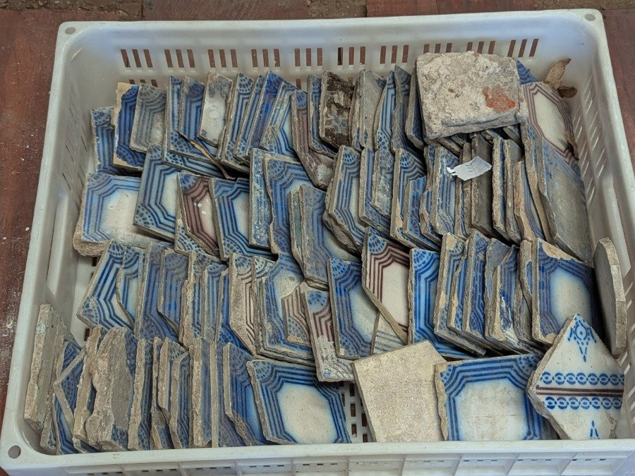 Azulejos y cerámica azul y blanca - imagen 3
