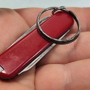 Navaja de Bolsillo Victorinox Roja Pequeña - imagen 2