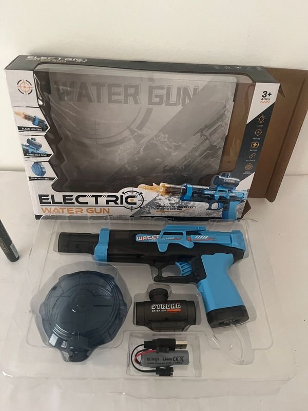 Pistola con agua - Juguetes - imagen 4