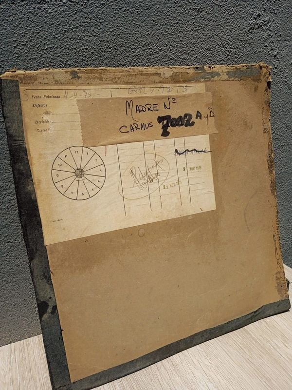 Lote siguiente: Lote 86: Disco Master Original Primera Grabación para el Disco de Vinilo Fecha 1975