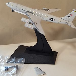 Lote anterior: Maqueta Avión Boeing E8C USAF Escala 1/400 Dragón