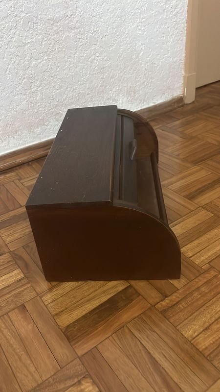 Panera de madera con cortina para almacenar y decorar - imagen 3
