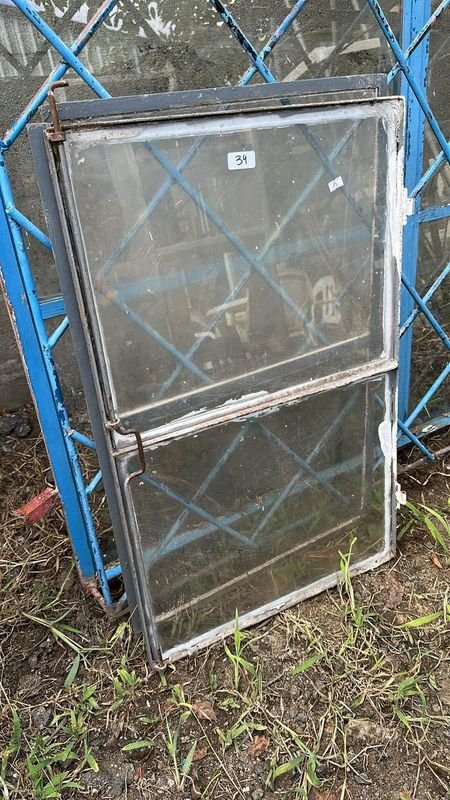 Item 897102 - Image 0