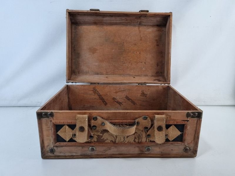 Item 842718 - Image 1