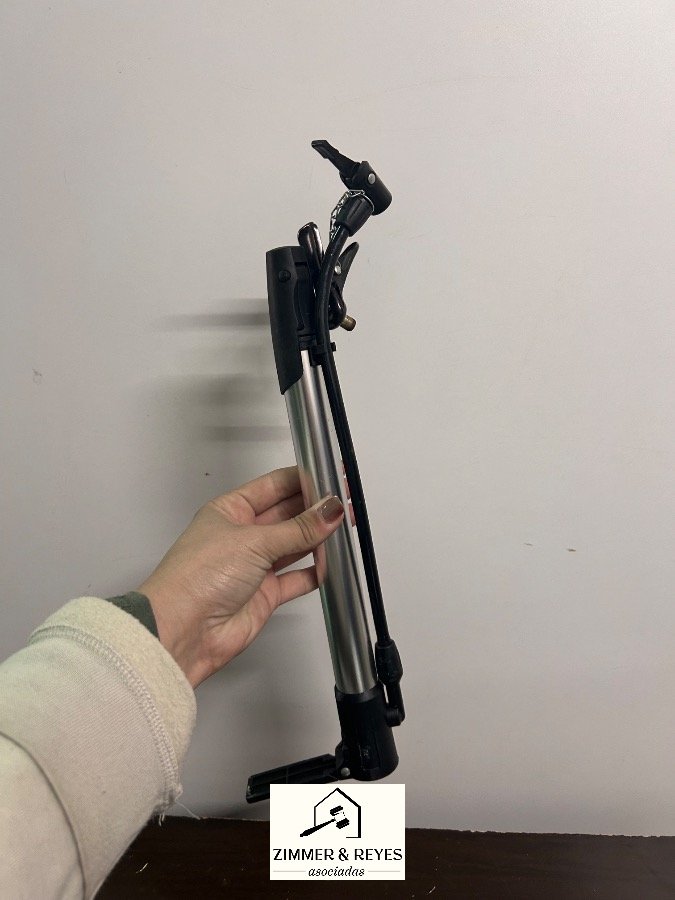 Inflador de Bicicleta Portátil de Aluminio