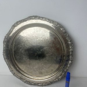 Centro de Mesa Redondo en Platería Cincelada - imagen 1