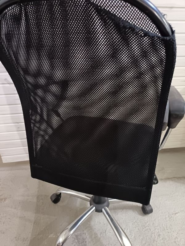 Item 879941 - Image 3