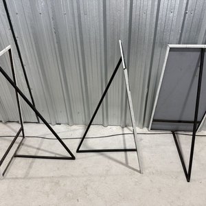Estructuras Metálicas Porta Cartel con Base de Pie - imagen 8