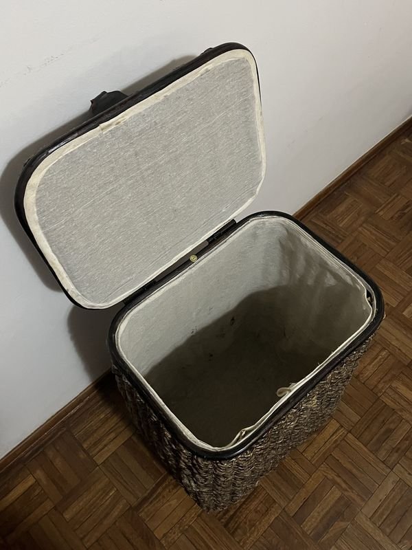 Cesto de mimbre para dormitorio o baño - imagen 3