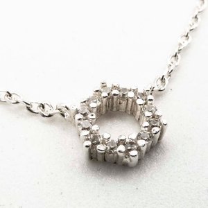 Cadena con Dije Hexagonal de Circonias en Plata - imagen 2