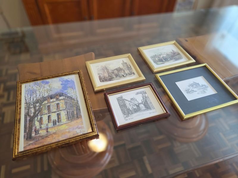 Lote siguiente: Colección de Pinturas enmarcadas