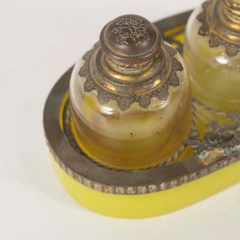 Par de perfumeros cristal y metal con soporte - imagen 2