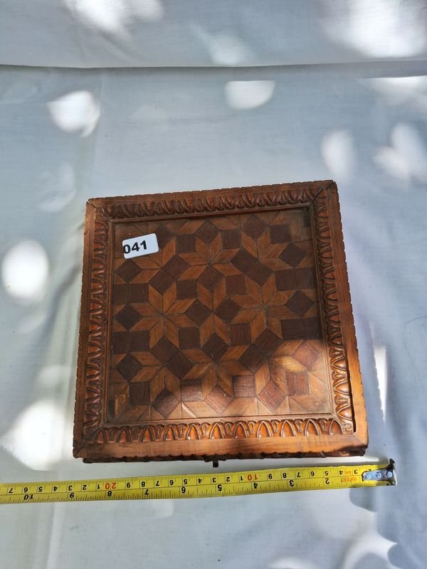 Item 869558 - Image 0