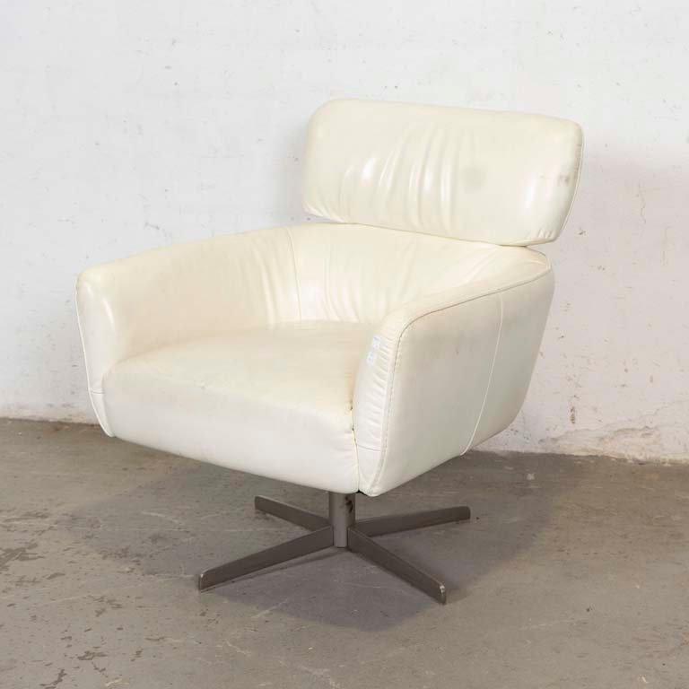 Item 2101909 - Image 0