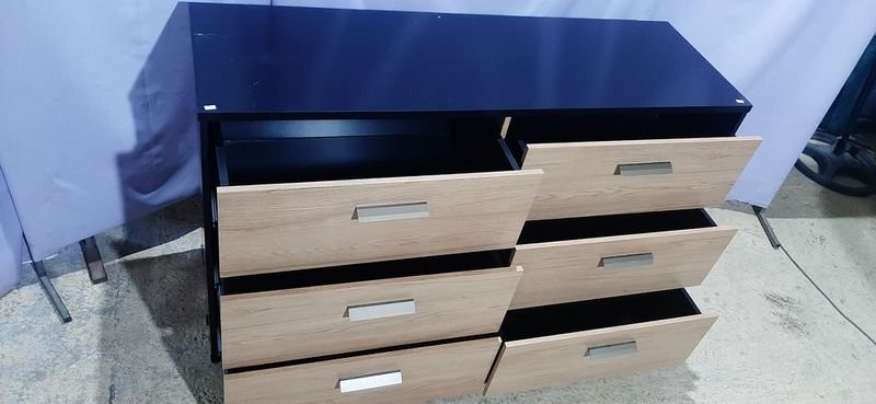 Item 891752 - Image 1