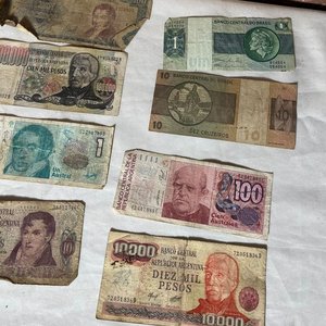 Lote de Billetes Antiguos Internacionales de Colección - imagen 3