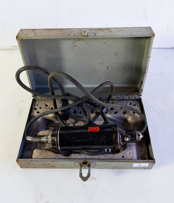 Minitorno Eléctrico con Caja Metálica - imagen 1